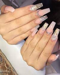 Las uñas acrilicas se forman por la combinación de un polímero en polvo y un liquido especial. Hermosos Disenos De Unas Que Te Inspiraran Let S Go Chicas Manicura De Unas Unas Para Quinceaneras Unas De Maquillaje