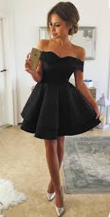اشيك فساتين قصيره منفوشه In 2020 Black Homecoming Dress Cute Short Dresses Formal Dresses Short