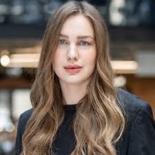 Maria Bartiromo celebrates 11 years at Fox https://ow.ly/porU50UNPfw…