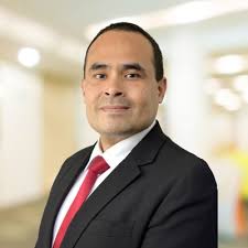 Hoy tenemos tanta información a un clic que es fácil pensar que todo se  resuelve con “al ChatGPT”, hasta que el supuesto ahorro termina  convirtiéndose en un dolor de cabeza (y a