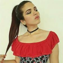 Katherine Arenas's Instagram, Twitter & Facebook