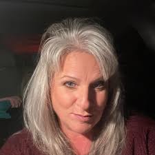 How to catch up with Janine Black or her sister Renee?