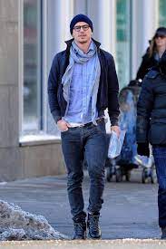 Josh Hartnett Shows Some Specs Appeal In Nyc Mens Fashion Denim Mens Street Style Mens Outfits