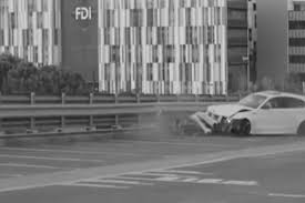 Découvrez les articles, vidéos et diapos de accident de voiture dans l'actualité avec voici.fr. En Voulant Tourner Un Clip De Rap Ils Crashent Salement Une Bmw Video