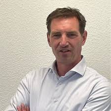 Jeffrey Cordes op LinkedIn: Tijdens de diploma-uitreiking op vrijdag heb ik  officieel mijn master…