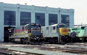A Little Mix Of Engines At The Corbin Ky Shops Train Pictures Old Trains Train