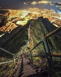 Oahu hawaii hike stairway to heaven. Haiku Stairs Stairway To Heaven Oahu Hawaii Usa Hiking
