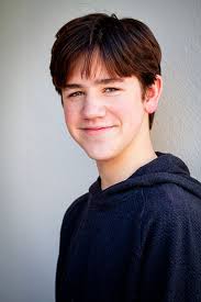 Meet the cast of Disney's BEAUTY AND THE BEAST 🌹