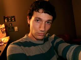 first show of tour, kinda nervous. what do i wear? what do i say? anyways  see u guys soon ♥