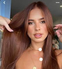 The last photo was her inspiration ✨ + we used the old highlight from a  previous stylist to our advantage today! Can't wait for our next session 🧡