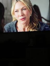 Who is the former Y&R actress who played Paul's sister?