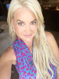 Diane Rendon's Instagram, Twitter & Facebook