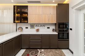 ALAN KITCHEN COMPANY ‎‏‎‏‎کەوەنتەر بە ڕەنگێکی نموونەی و دیزاینێکی تایبەت و  لەکژەری. ‎‏‎بۆ خانووی بەڕێزێک لە هەولێر. ‎‏‎‏‎‏‎📍ناونیشان ‎‏‎‏‎‏‎١- هەولێر  -٦٠م نزیك مزگه‌وتی سپی. ‎‏‎‏‎‏‎٢- به‌ختیاری -نزیك گولان تاوه‌ر تایبه‌ت به‌