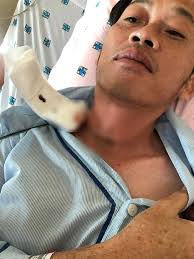 Nam nghệ sĩ cho biết do thời gian thăm viếng có hạn, linh cữu chí tài cũng được chuyển đi mỹ sớm nên gia đình xin phép không nhận vòng hoa viếng để tránh hoài linh đề nghị sẽ dùng số tiền mua vòng hoa để lập quỹ từ thiện mang tên chí tài, thay mặt cố nghệ sĩ thực hiện dự định còn dang dở. 3mpbyi07rfhuym