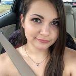 Cassandra Helton's Instagram, Twitter & Facebook