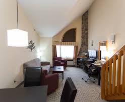 Enjoy free parking and quick access to hike and bike trials! Quality Resort Chateau Canmore 87 1 0 3 Updated 2021 Prices Hotel Reviews Alberta Tripadvisor