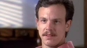 Watch Unsolved Mysteries with Dennis Farina Season 1, Episode 18: Episode:  18