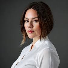 Deena Gordon's Instagram, Twitter & Facebook