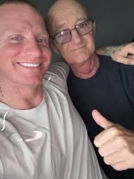 Thank You November ❄️💙 Such a great month, met so many amazing people,  travelled to an extremely cold destination and made a lot of peoples day  along the way. Family time, time