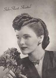 1940 S Hairstyles The Sidesweep Craze 1945 1940s Hairstyles Vintage Hairstyles 1940s Hairstyles For Long Hair