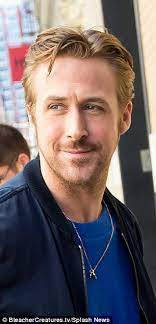 Casting directors are seeking talent to work on scenes filming on october 25th, 31st and november 11th in atlanta, georgia. Ryan Gosling Risks His Heartthrob Status As He Dyes His Hair Black Daily Mail Online