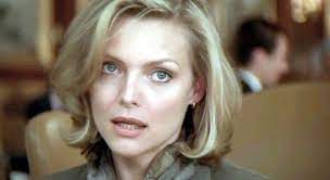 Michelle Pfeiffer As Melanie Parker In One Fine Day Michelle Pfeiffer Michelle Great Hair