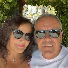 Looking for luxury lodge, 2 Double bedrooms both with en suit