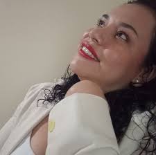 Lu Valencia (@luvalenciazz) • Facebook