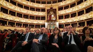 Dopo la laurea in lettere, consegui il diploma in regia alla nuct (scuola internazionale di cinema e televisione) di roma. Piacenza E Reggio Al Fianco Della Capitale Della Cultura Cabina Di Regia E Brand Comune Piacenzasera It