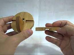 This tutorial will teach you how to solve a 12 piece wooden ball puzzle hello guys welcome to the video. This Is A Solution For Taking Apart And Putting Together The Bamboo Benders Box Puzzle The Solution Works For All Similar Box Pu Wood Toys Wooden Himitsu Bako