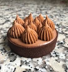 Tarte Chocolat Au Lait Et Gianduja Tarte Au Chocolat Patisserie Gateau Sucre
