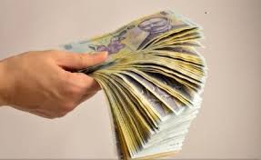 Prin urmare, salariul minim pe economie va creşte cu doar 40 de lei în 2021, adică o majorare modestă de doar 3 procente. Spania Salariul Minim Va Creste Cu 4 In 2018 La 736 De Euro PanÄƒ La 850 De Euro In 2020 Periodico El Rumano Espana