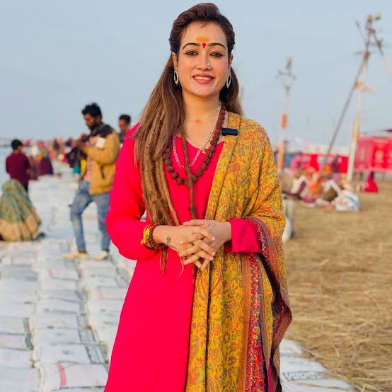 harsha richhariya mahakumbh viral sadhvi । मॉडलिंग छोड़ संन्यास लेने वाली हर्षा रिछारिया की वापसी - News18 हिंदी