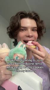 Benson Boone Blue Crumbl Box