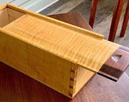 Harga kayu jenis ini ternyata sangatlah bervariasi dari berbagai jenisnya ataupun ukurannya. 33 Kemahiran Kemandirian Ideas In 2021 Kemahiran Kemandirian Kemahiran Hidup Kraf