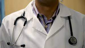 Străinii care au învățat medicina în România vor să lucreze în Occident | Digi24
