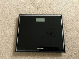 Designed with a smaller platform these scales are perfect for compact bathrooms and have an the first purchase stopped working after a few weeks, replaced by salter for a second one which was. Salter Compact Glass Electronic Bathroom Scale 9207bk3r Jungle Lk