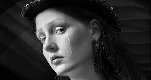 Cry Me A River, prose by Valli Henry-Boldini at Spillwords.com