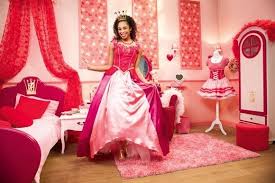 Actrice Desiree Viola 26 Prinses Roos Uit Prinsessia Plots Overleden Tellmemore Media Prinses Roos Actrice