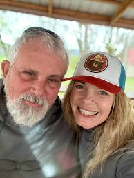 Drive to Breakfast at the Oark Cafe