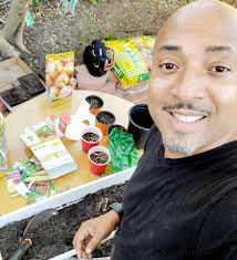 Growing, harvesting and gardening is a creative act, sometimes it's worth  having some fun and experienceing it from a different perspective.