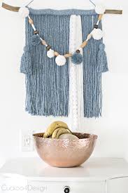 Because sometimes it's just a bit less scary to create those nail holes on something that can be easily removed from your home's interior if things don't go as planned! 25 Diy Yarn Wall Hangings