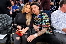 Austin mcbroom is a former 'national collegiate athletic association' (ncaa) basketball player, youtuber and instagram star. What Is The Ace Family S Net Worth Austin Mcbroom Catherine Paiz Give Sneak Peek Of New Mansion