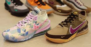 Nike lebron xi nsw lifestyle color: Atmos X Nike Lebron 18 Low Viotech Sakura