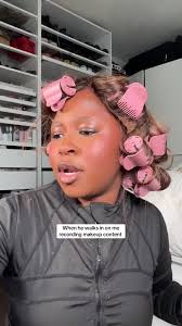 Can I record my makeup content in peace 🥴