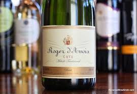 Roger D Anoia Cava Brut More Budget Bubbly Reverse Wine Snob Wine Snob Wine And Liquor Wine Recommendations
