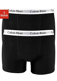 Create a comfortable outfit starting with the base layer of clothes.your underwear needs to fit and feel just right. Calvin Klein Boxer 2 Stuck Mit Ck Logo Auf Dem Bund Online Kaufen Otto