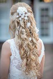 Pin By Heidi Schacher On Oct 2012 Wedding Hair Down Flowers In Hair White Flower Hair Clip