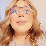 Valerie Casarez's Instagram, Twitter & Facebook