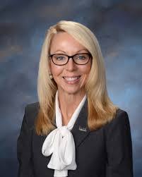 Laura Tiller's Instagram, Twitter & Facebook